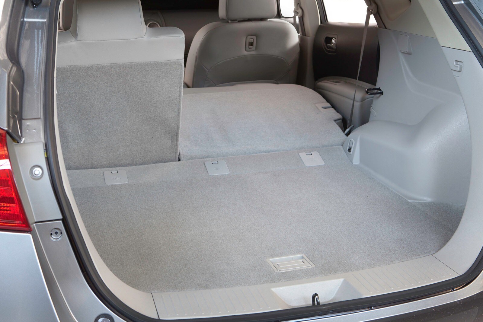 2013 Nissan Rogue interior CARGO