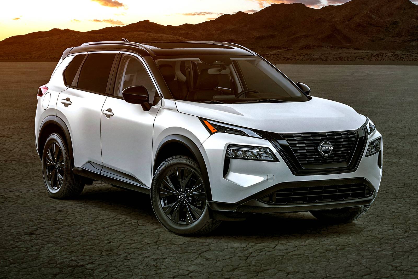 2023 Nissan Rogue exterior FQ