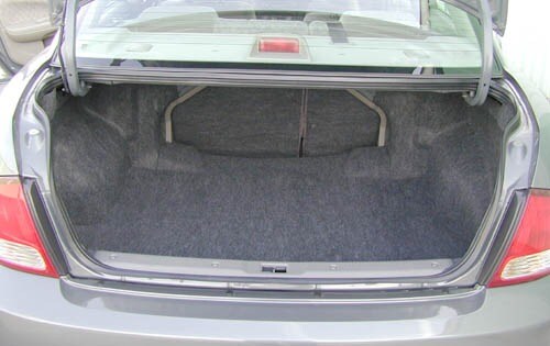 2000 Nissan Sentra interior CARGO
