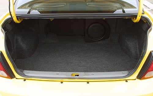 2002 Nissan Sentra interior CARGO