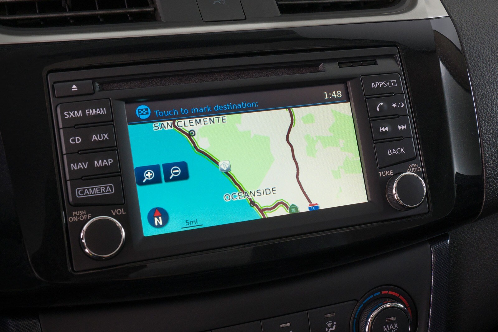 2017 Nissan Sentra interior NAVSYS