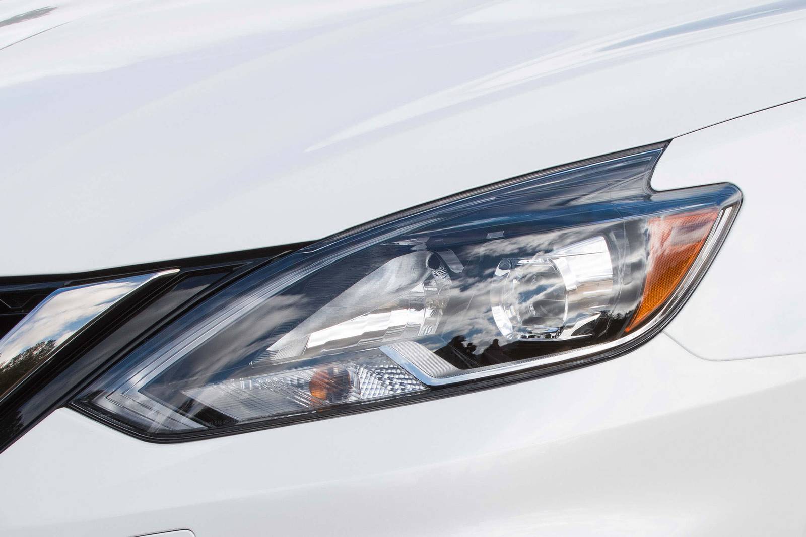 2019 Nissan Sentra exterior EDETAIL