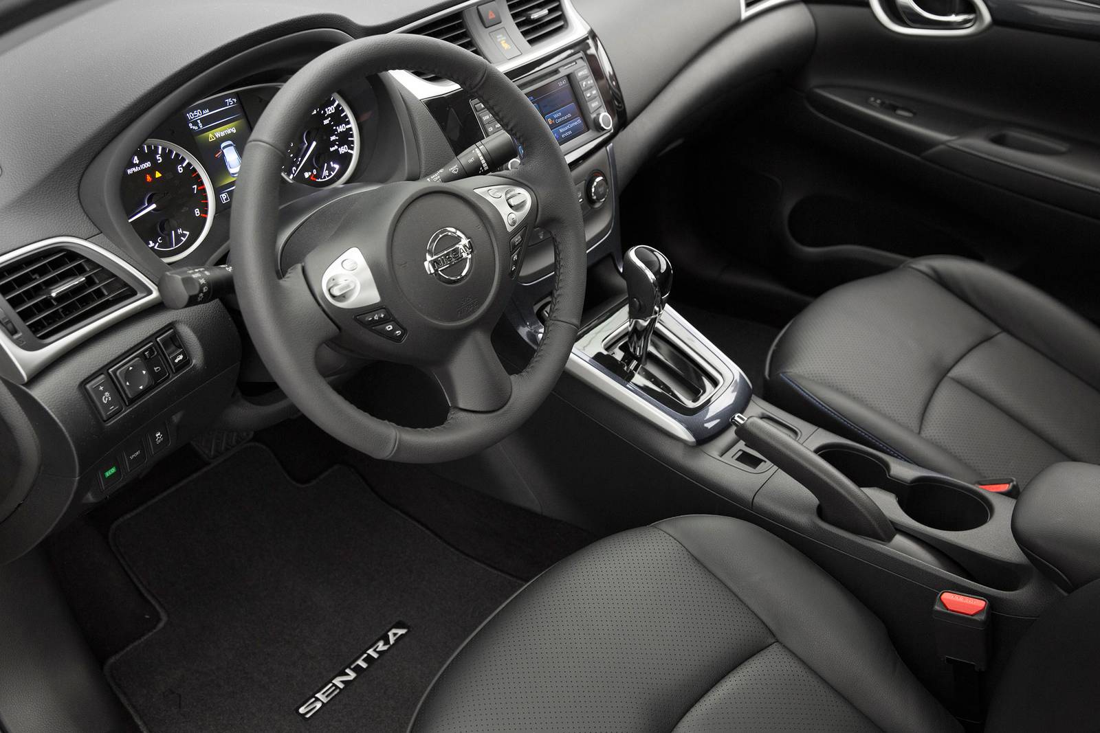2019 Nissan Sentra interior I