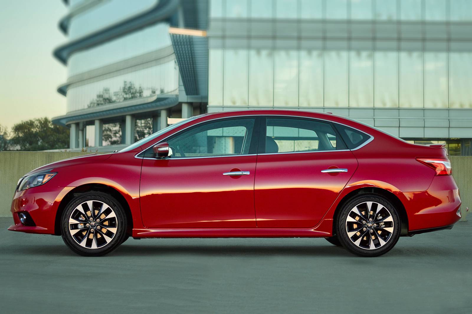 2019 Nissan Sentra exterior S