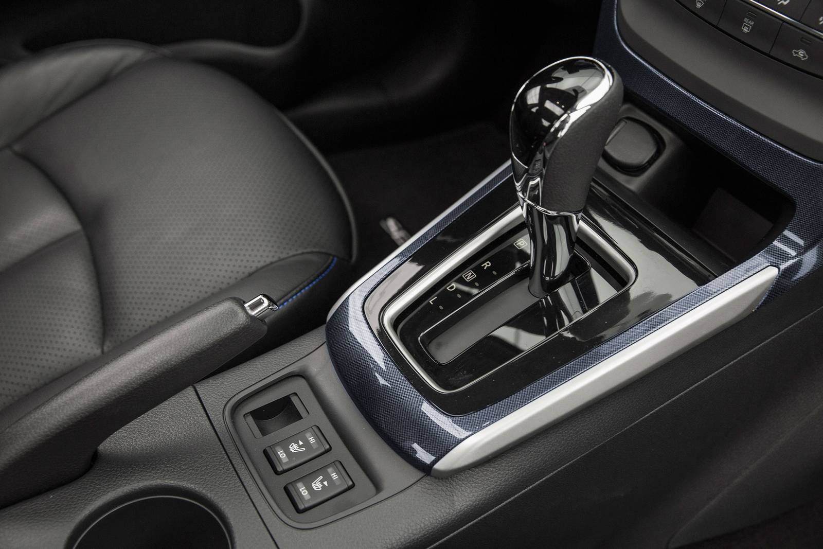 2019 Nissan Sentra interior SHF