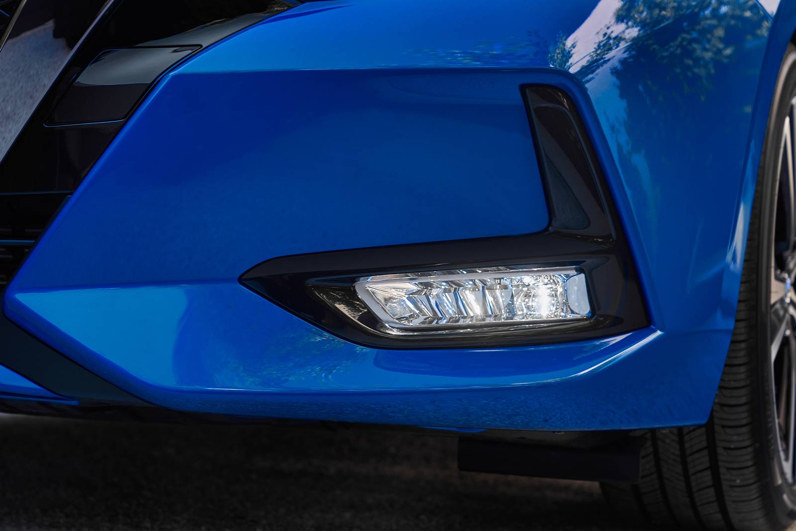 2020 Nissan Sentra exterior FOG