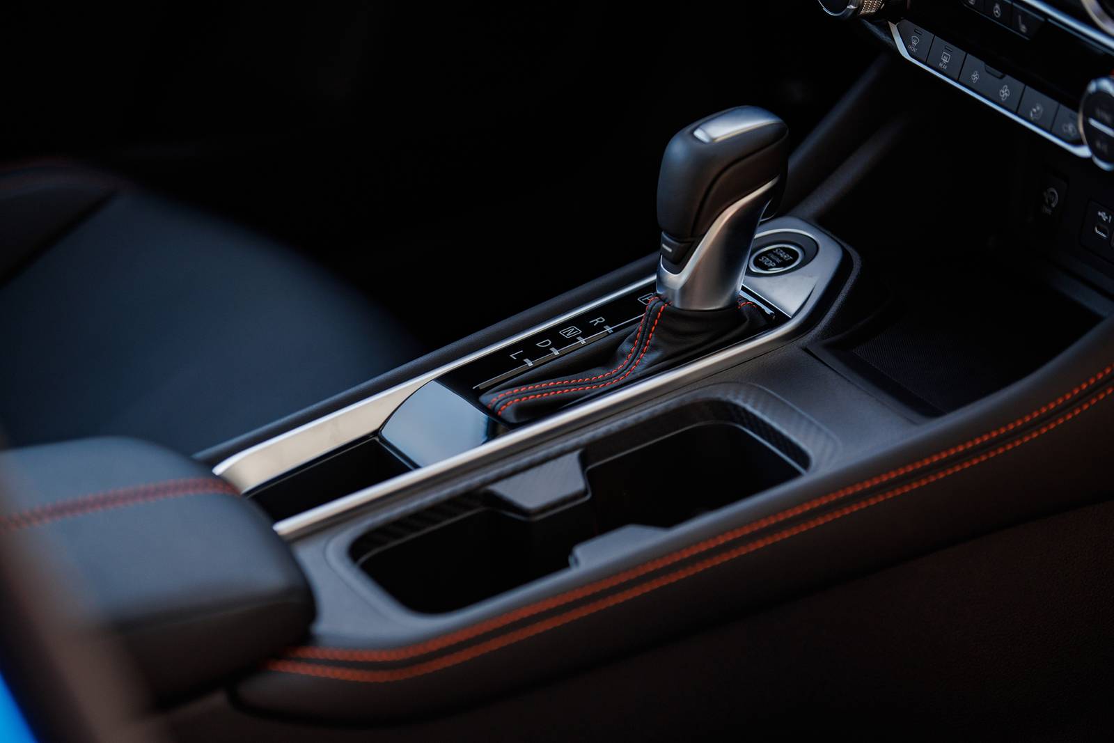 2024 Nissan Sentra interior SHF