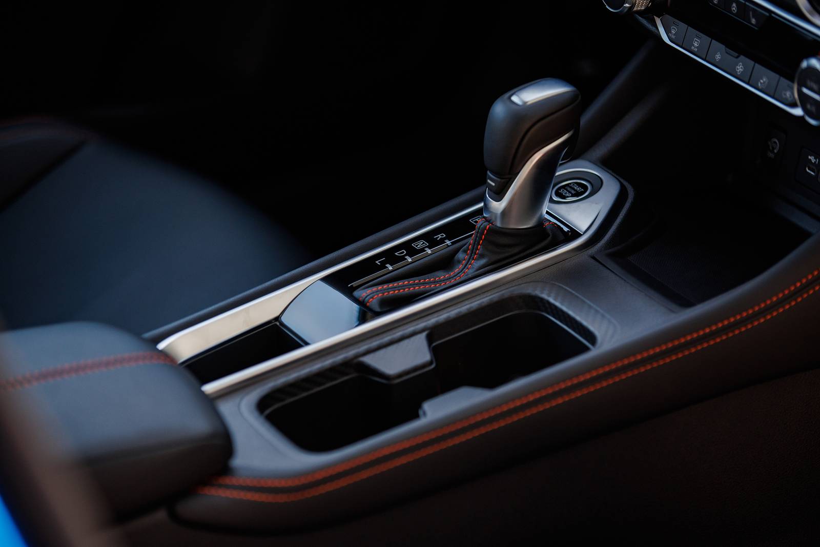 2025 Nissan Sentra interior SHF