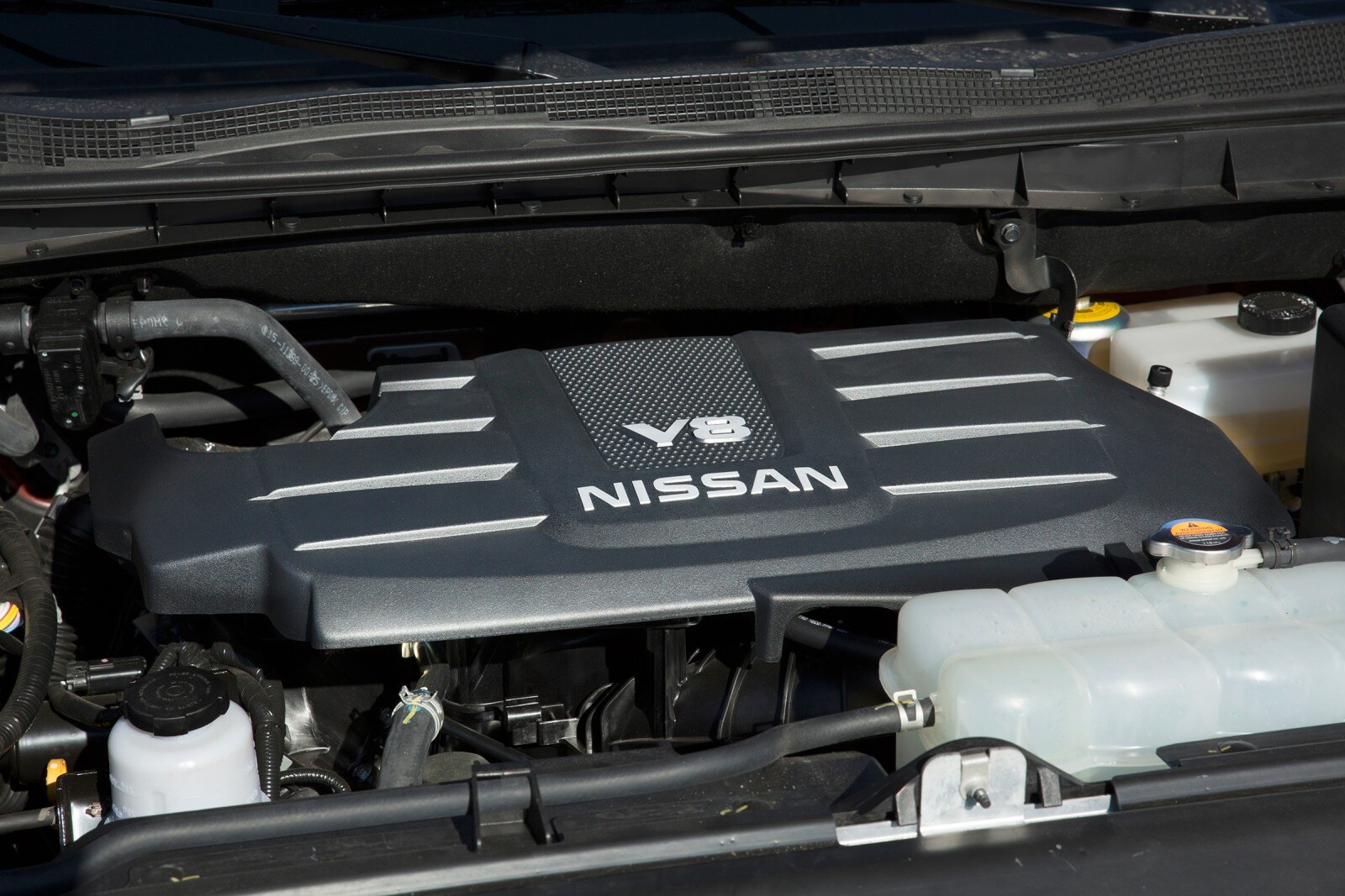 2016 Nissan Titan XD exterior E