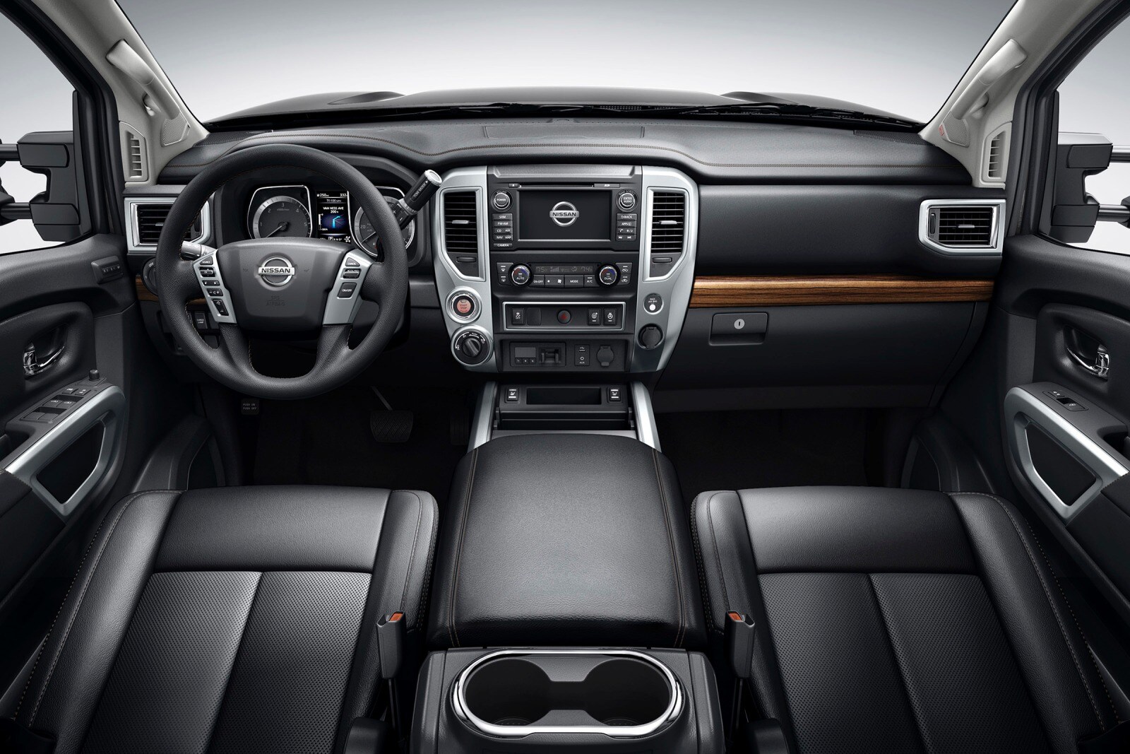 2016 Nissan Titan XD interior D