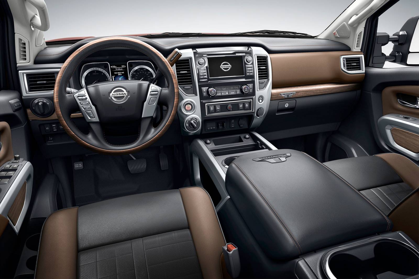 2018 Nissan Titan XD interior D
