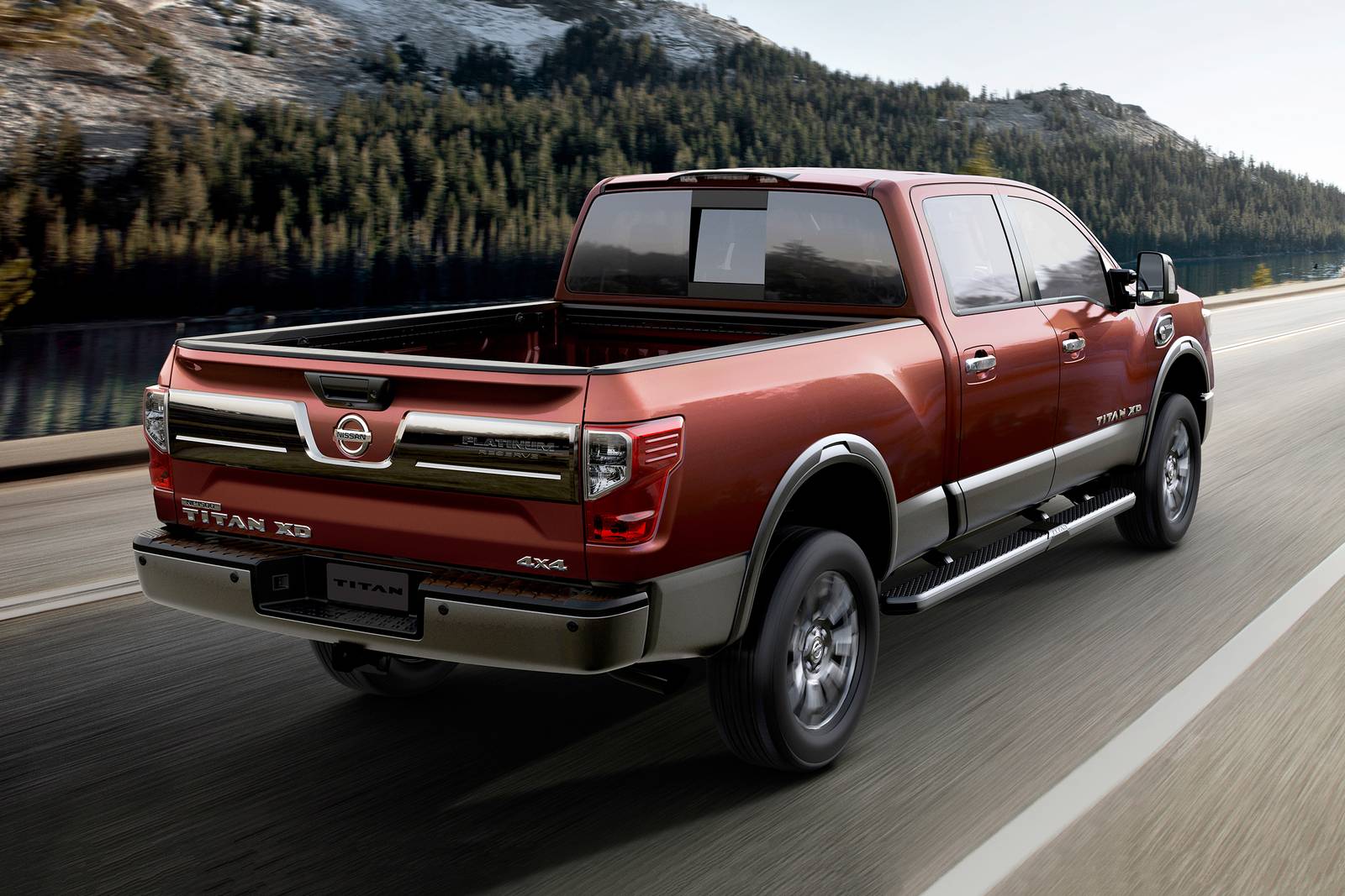 Nissan Titan XD Platinum Reserve Crew Cab Pickup Exterior