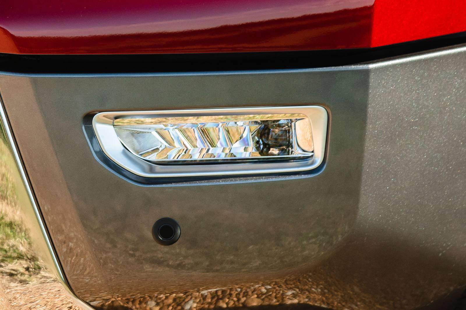 2020 Nissan Titan exterior FOG