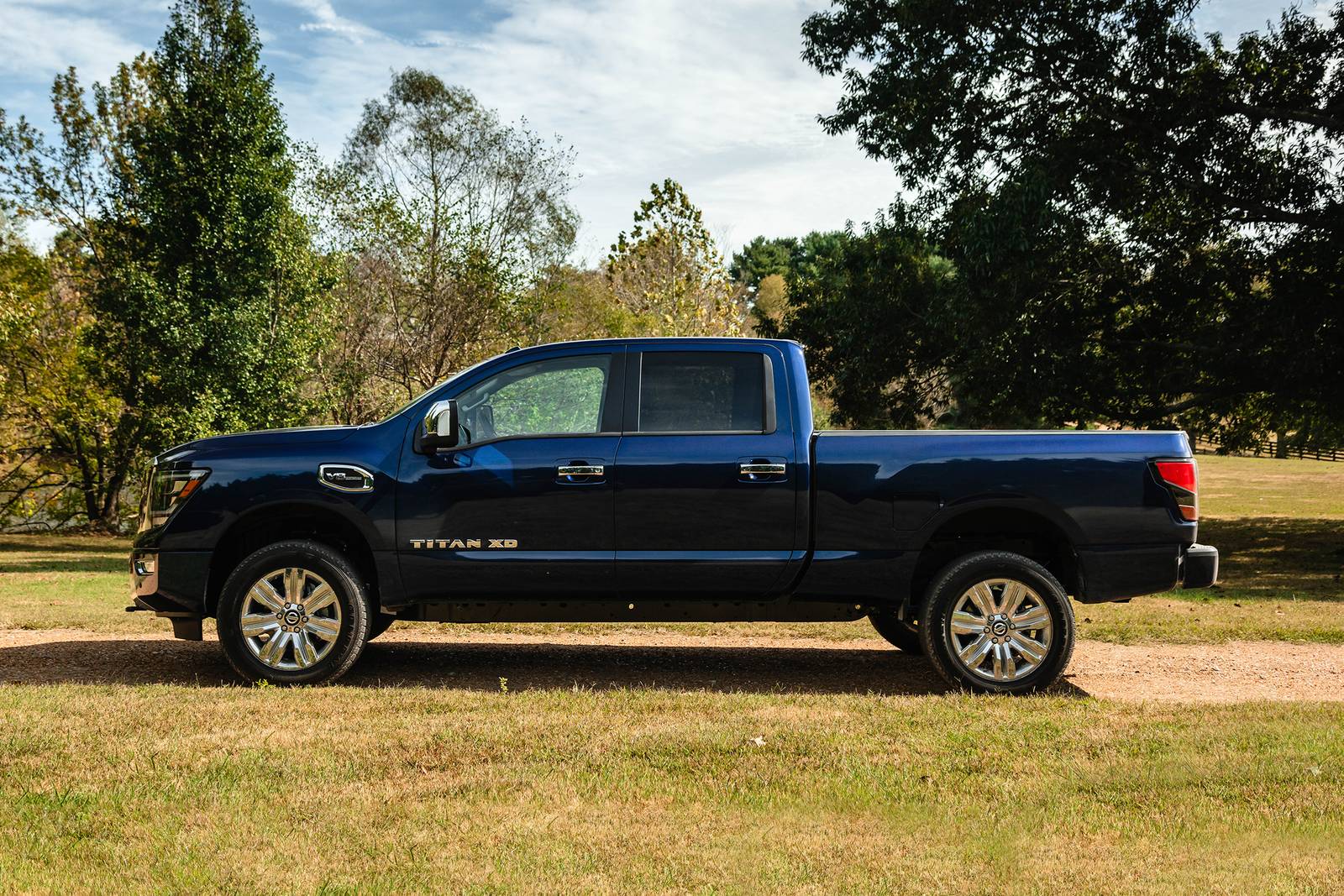 2020 Nissan Titan exterior S