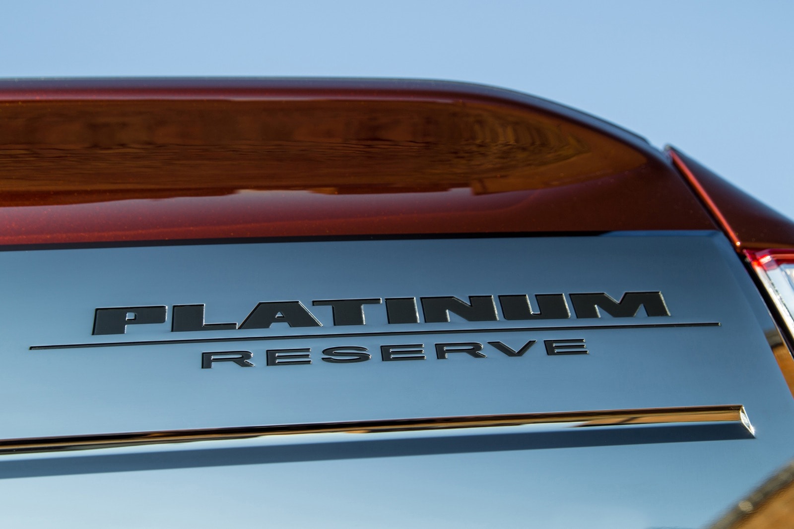 2017 Nissan Titan exterior RBDG