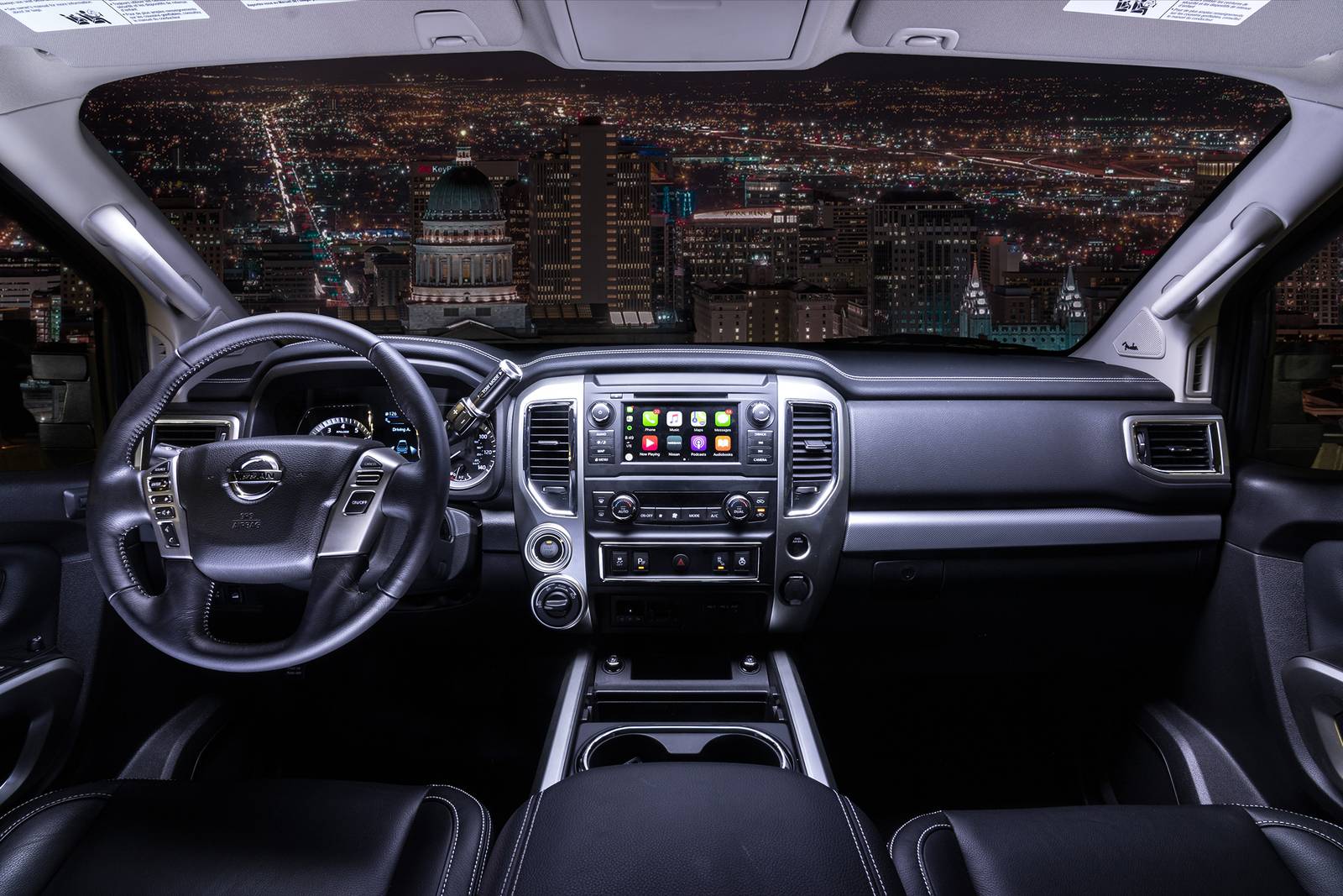 2019 Nissan Titan interior D