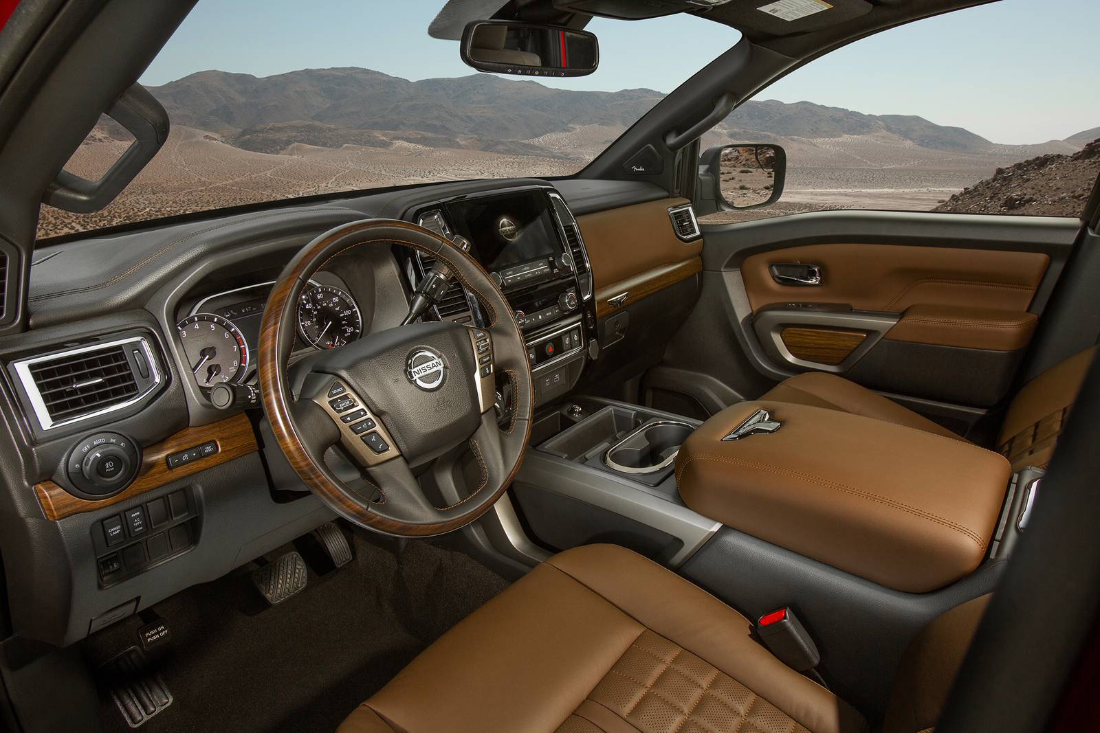 2021 Nissan Titan interior D