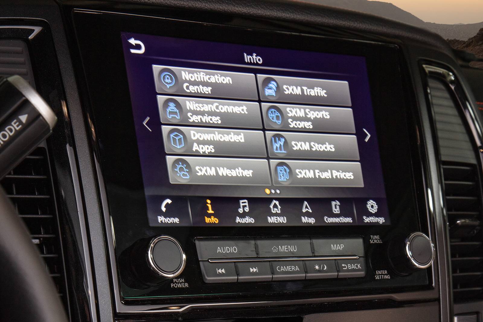 2024 Nissan Titan interior CC