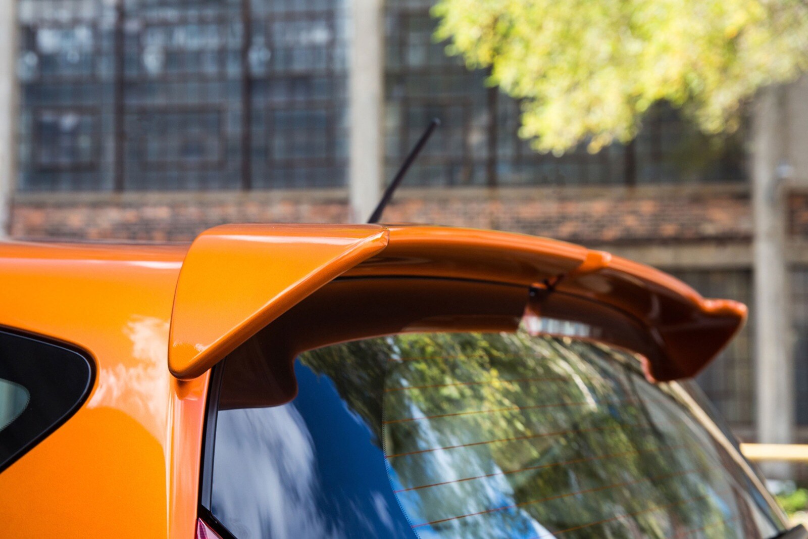 2017 Nissan Versa Note exterior EDETAIL