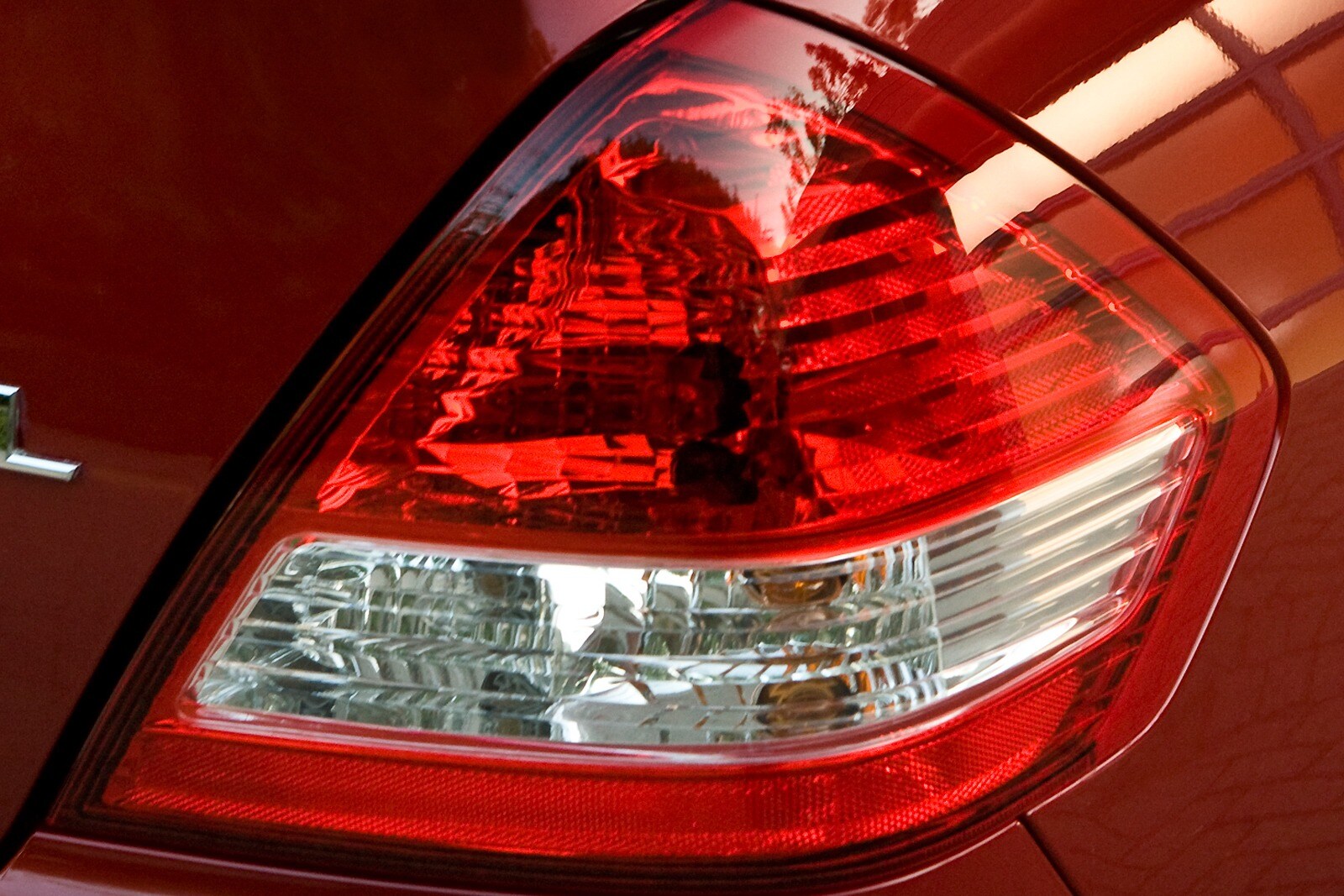 2010 Nissan Versa exterior EDETAIL