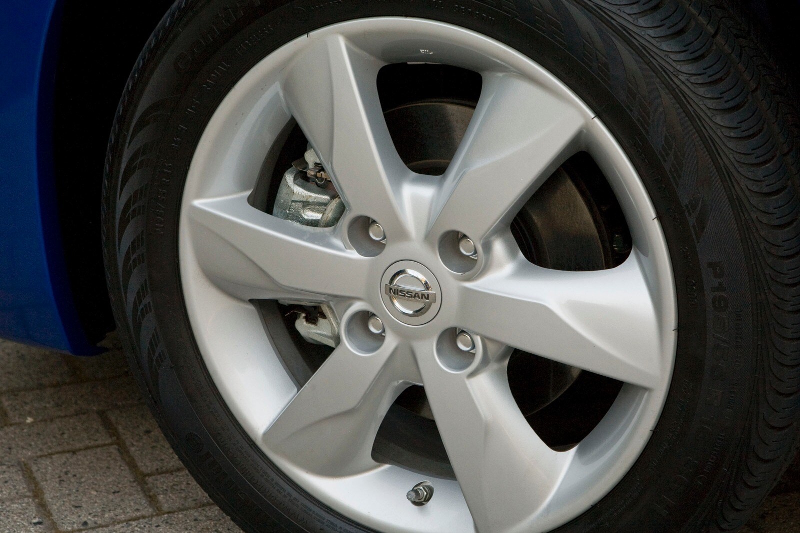 2012 Nissan Versa — OEM photo 4