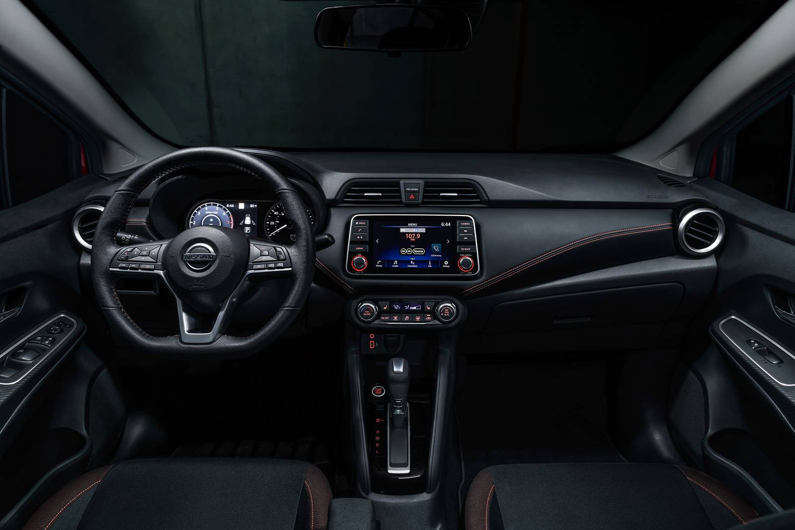 2020 Nissan Versa interior D