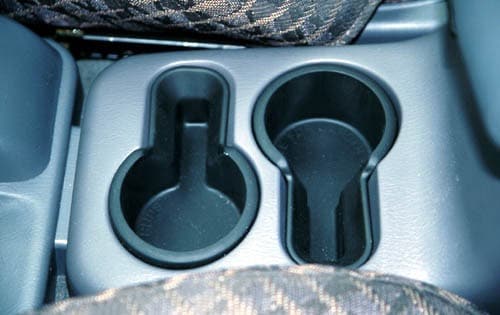 2000 Nissan Xterra interior DETAIL