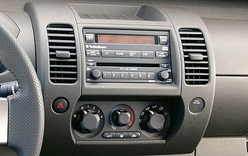 2006 Nissan Xterra interior CC