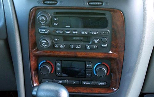 2002 Oldsmobile Bravada interior CC