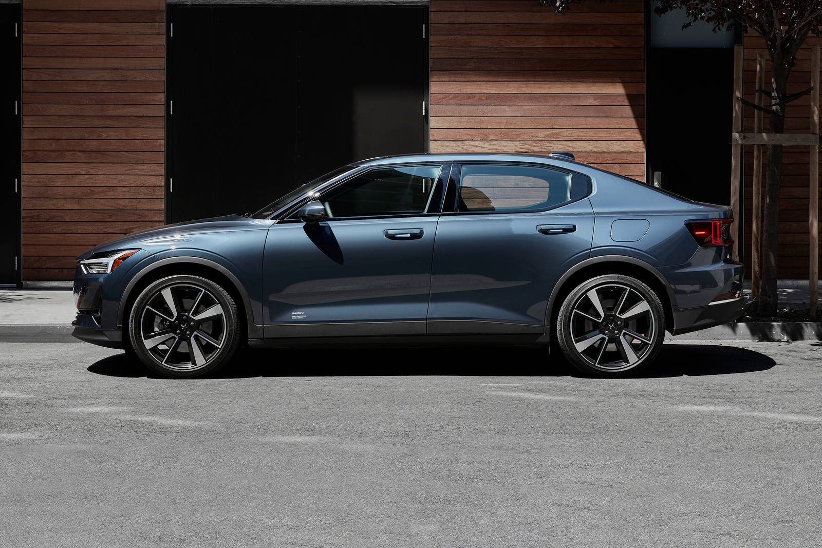 2021 Polestar 2 4dr Hatchback Profile