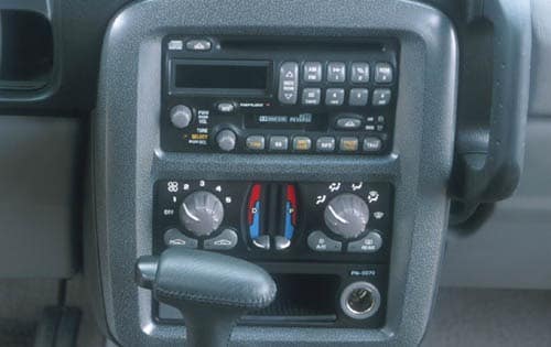 2001 Pontiac Aztek interior CC