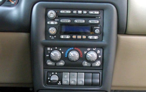 2001 Pontiac Montana interior CC