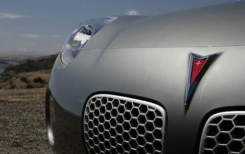 2008 Pontiac Solstice exterior FBDG