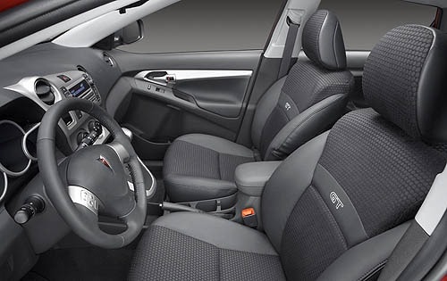 2009 Pontiac Vibe interior I