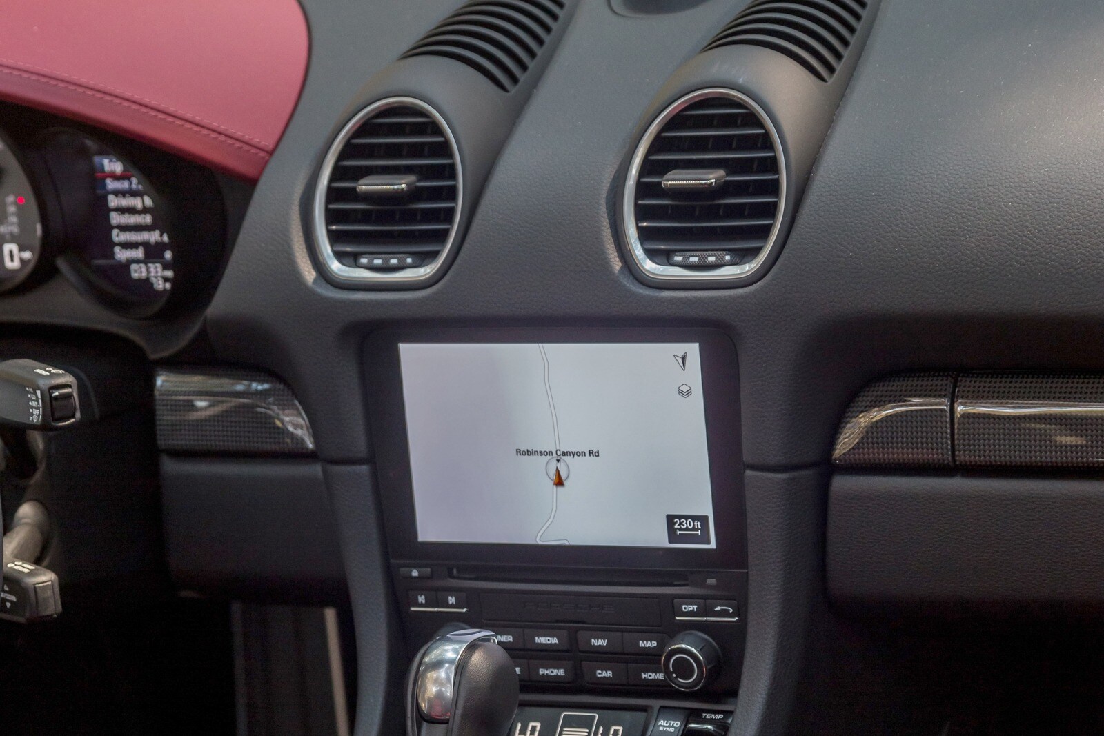 2018 Porsche 718 Boxster interior CC
