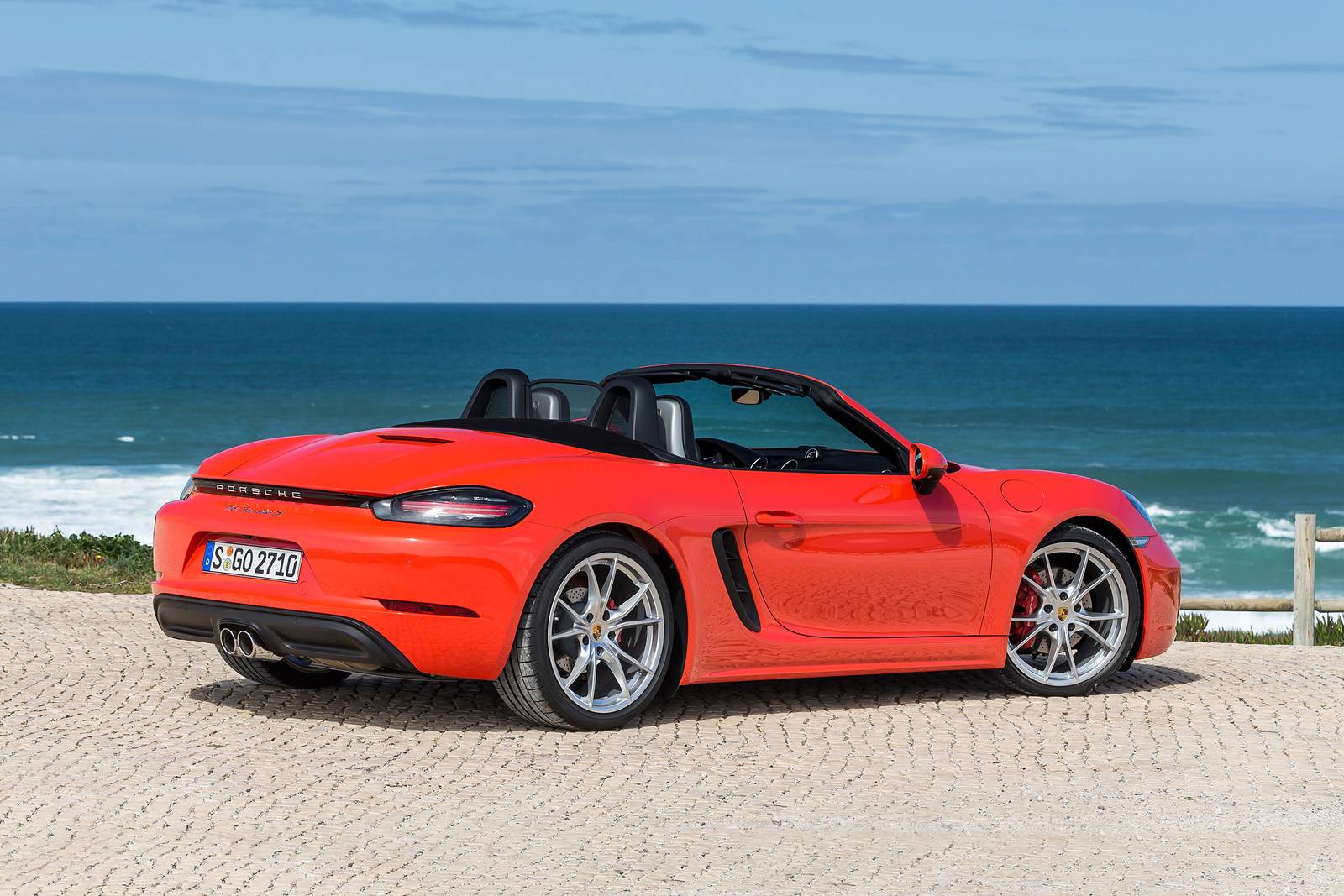 2018 Porsche 718 Boxster exterior F