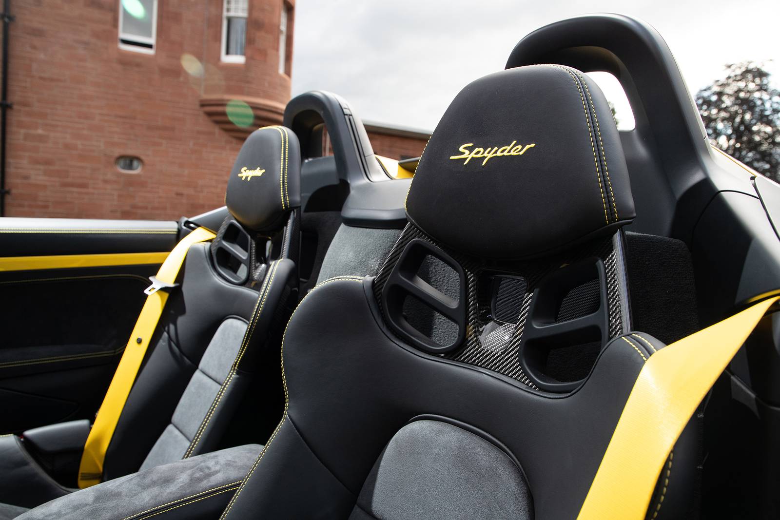2020 Porsche 718 Boxster interior DETAIL