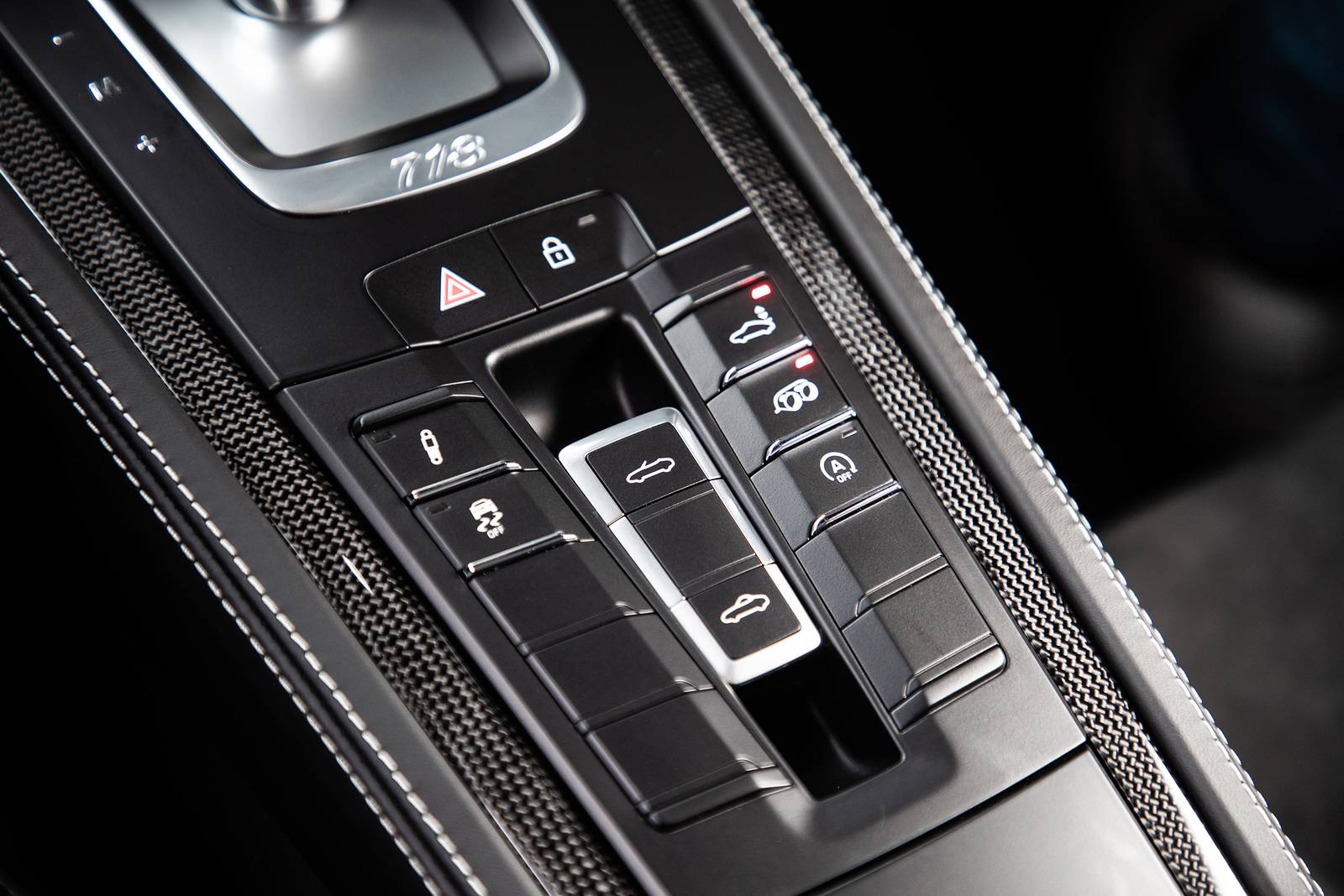 2024 Porsche 718 Boxster interior AUXCTRL