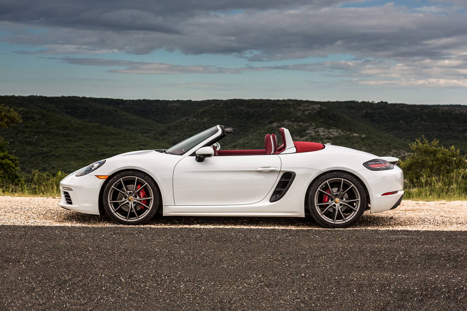 2025 Porsche 718 Boxster — OEM photo 3