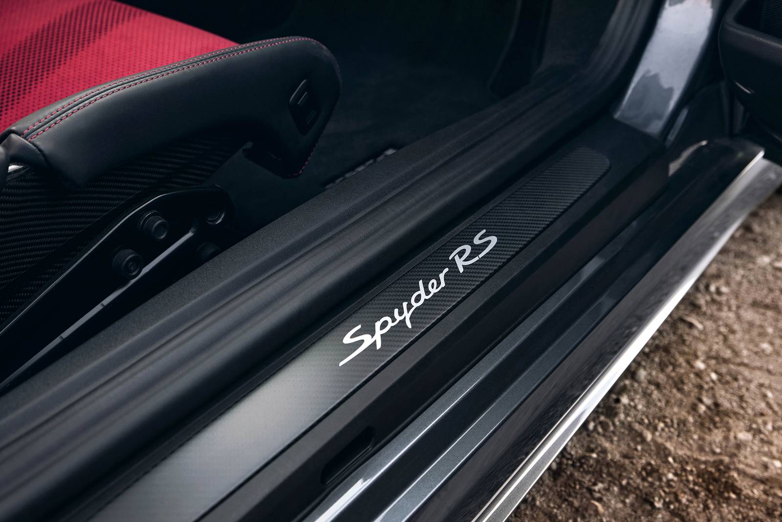 2025 Porsche 718 Boxster interior DETAIL