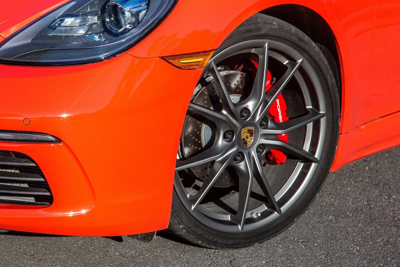 2017 Porsche 718 Cayman exterior W