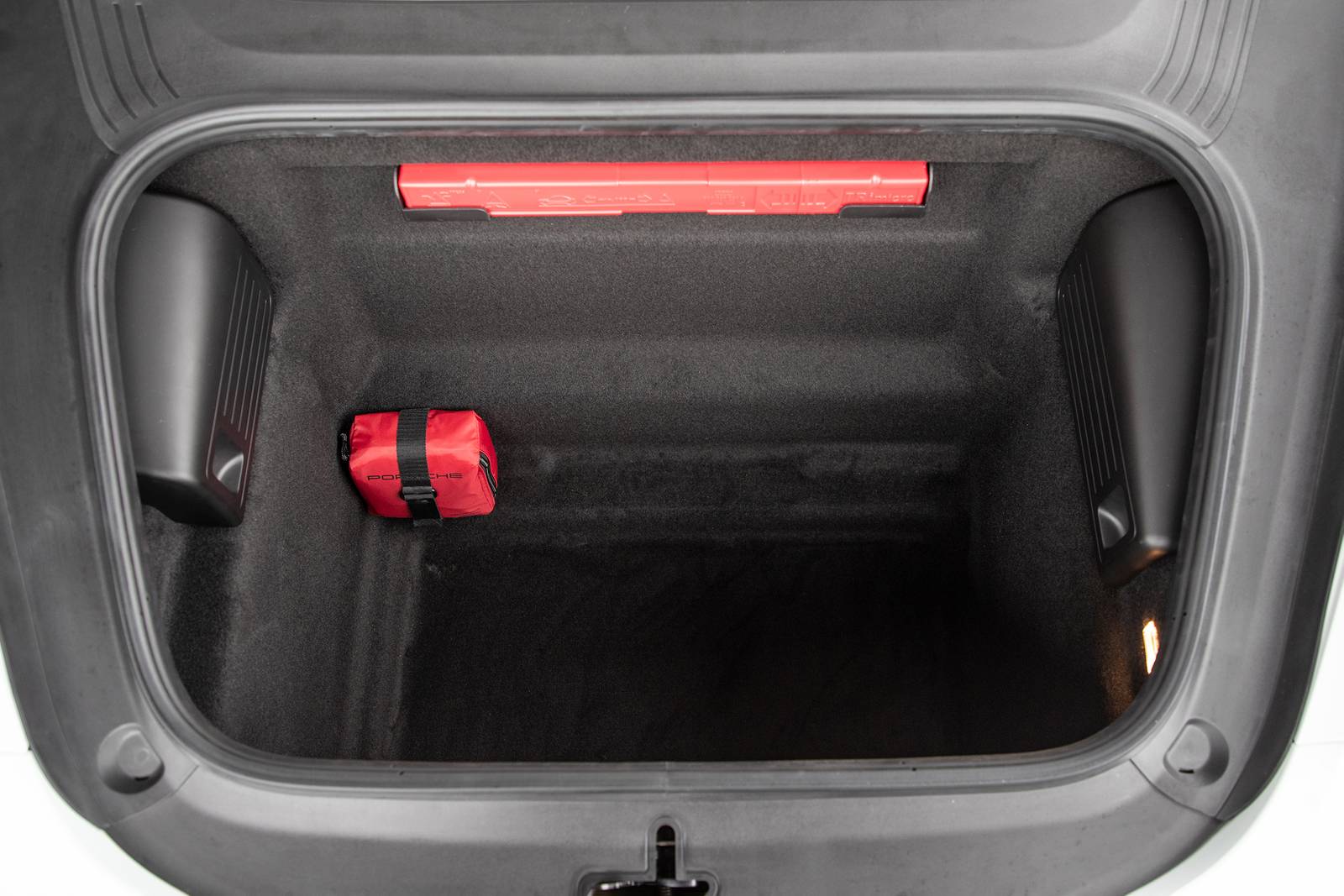 2021 Porsche 718 Cayman interior CARGO