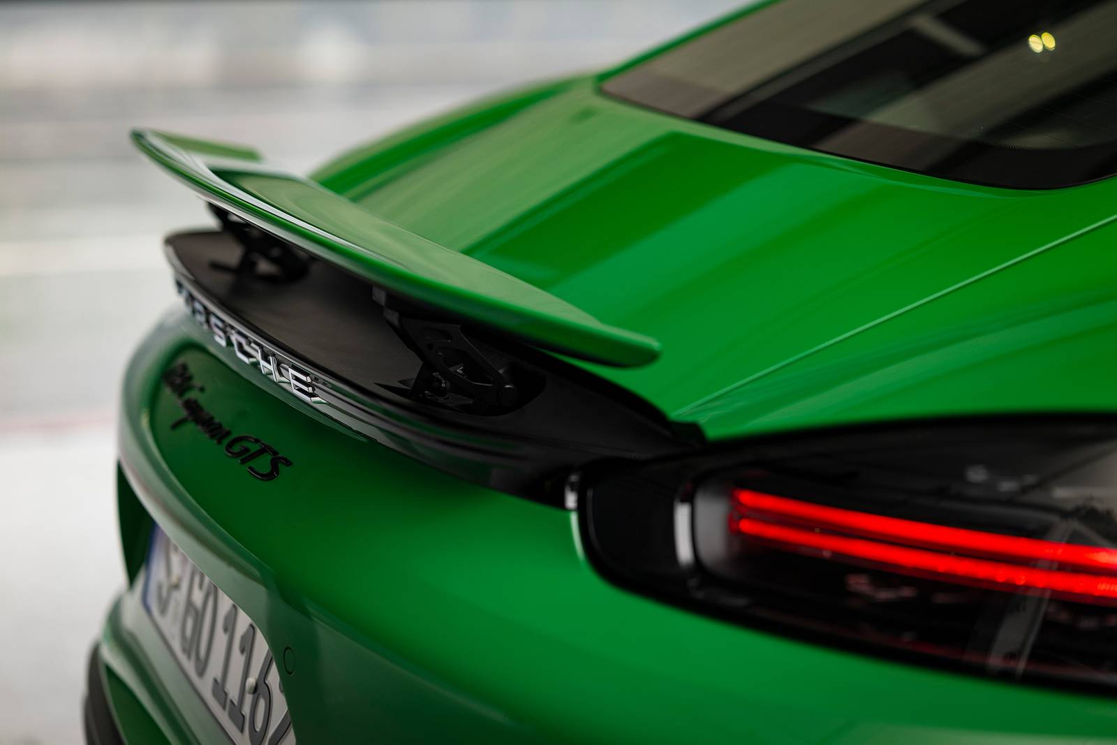 2021 Porsche 718 Cayman exterior EDETAIL