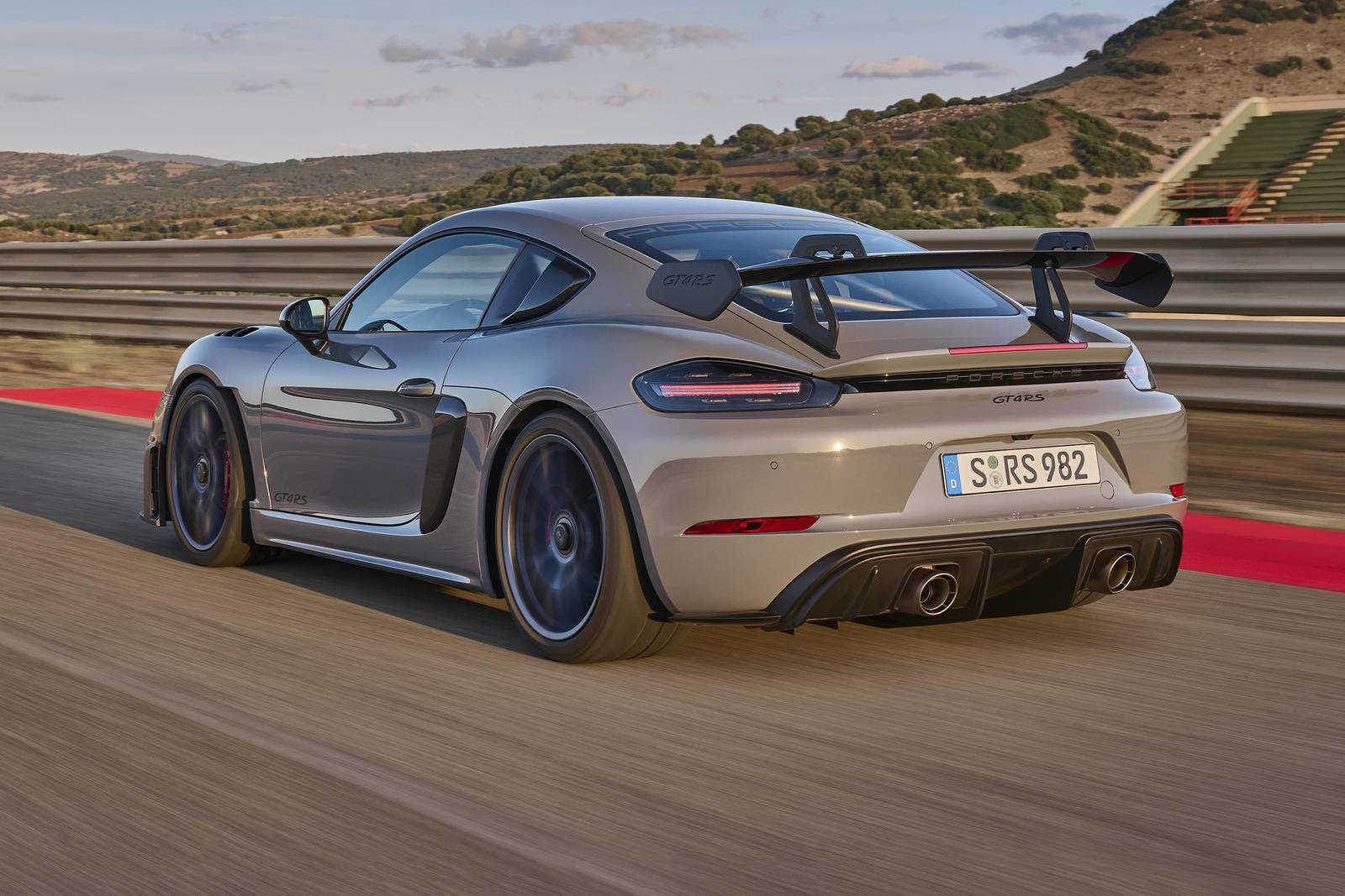 2022 Porsche 718 Cayman exterior F