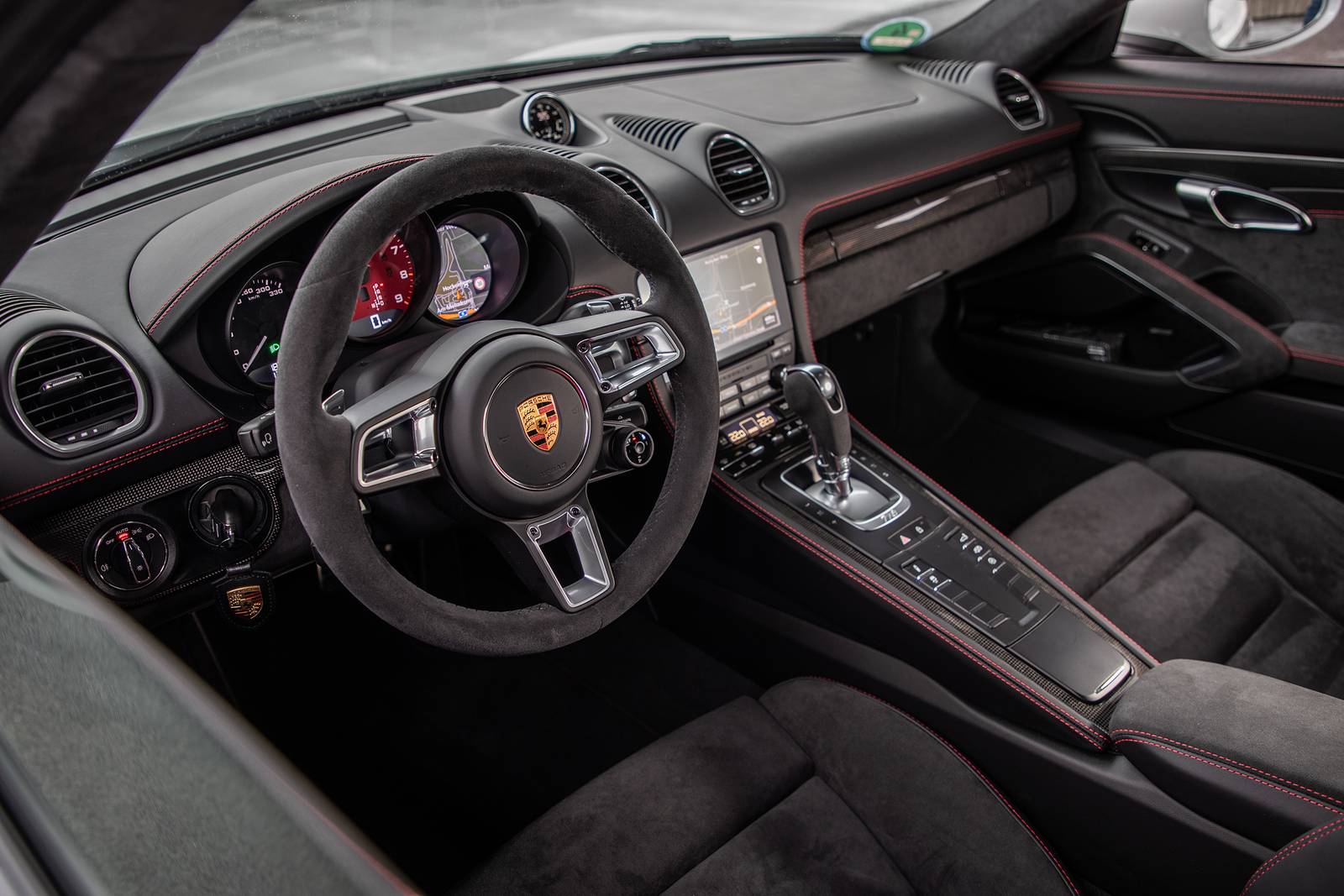 2023 Porsche 718 Cayman interior D