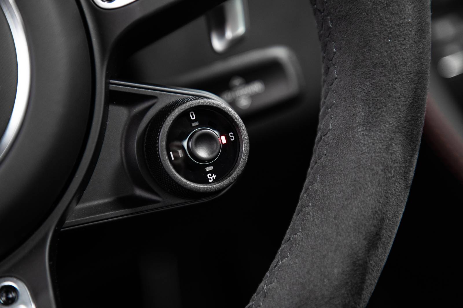 2024 Porsche 718 Cayman interior DETAIL