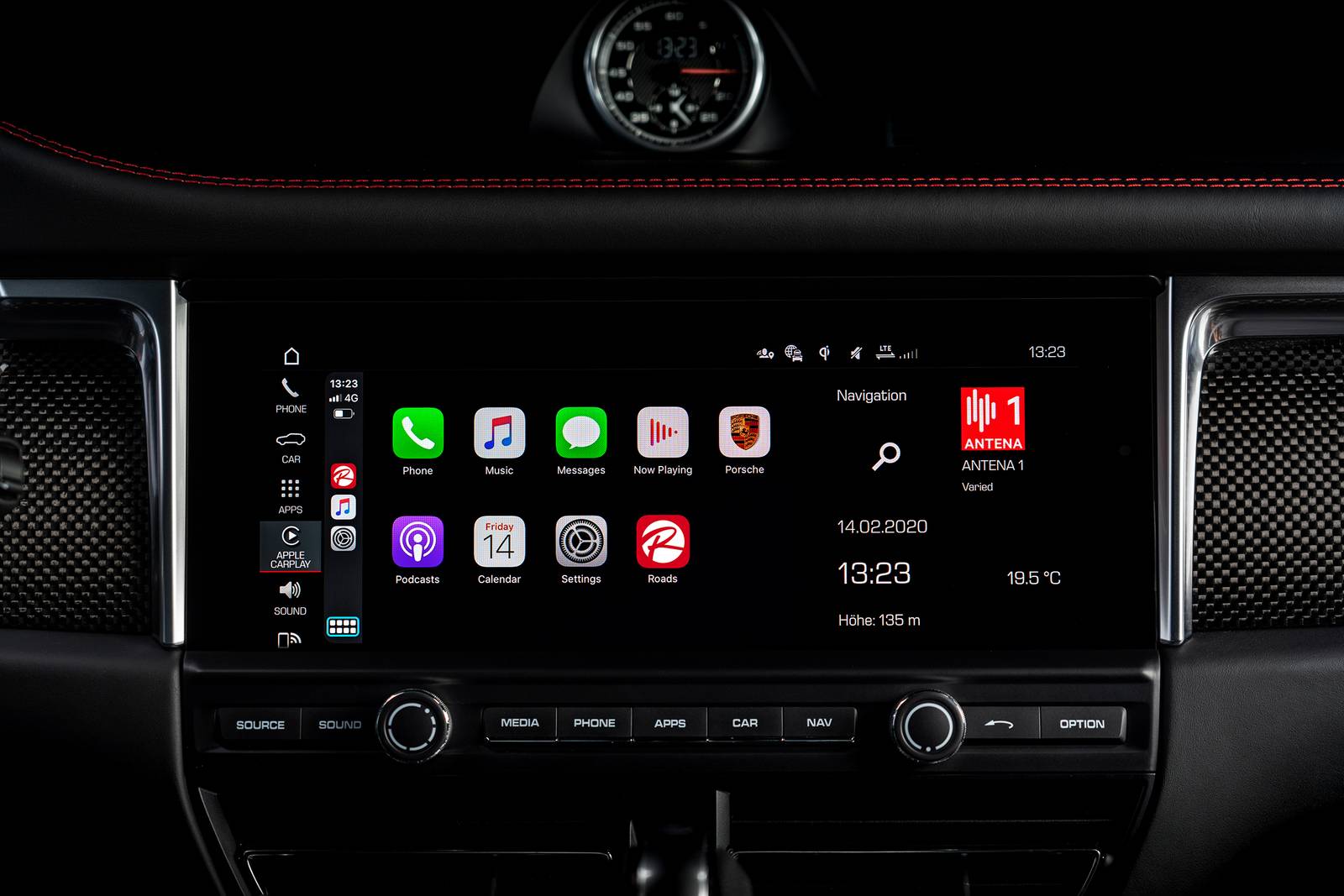 2025 Porsche 718 Cayman interior CC