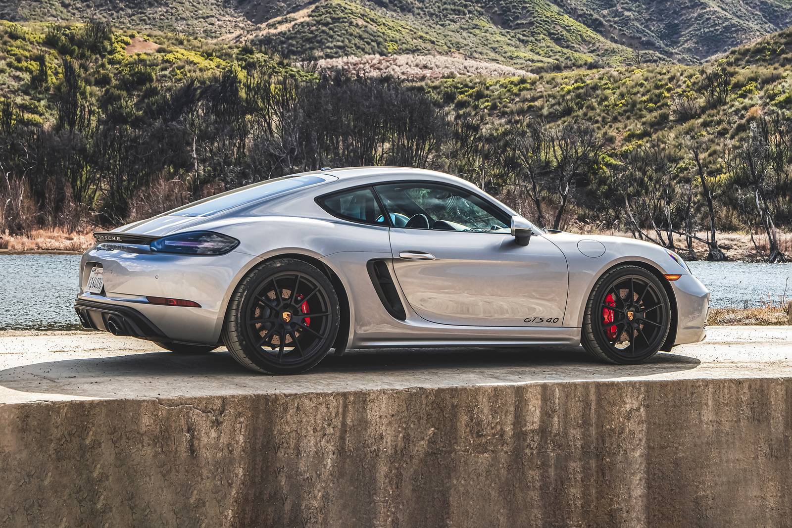 2025 Porsche 718 Cayman — OEM photo 3