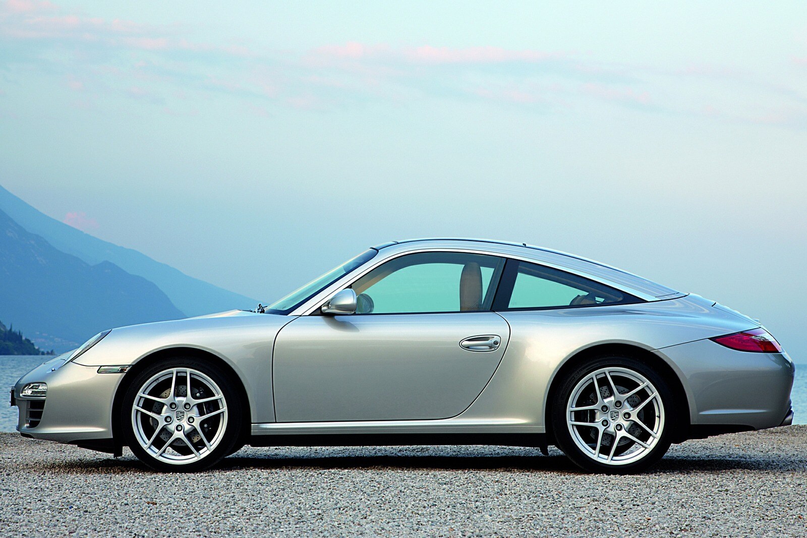 2010 Porsche 911 exterior FQ