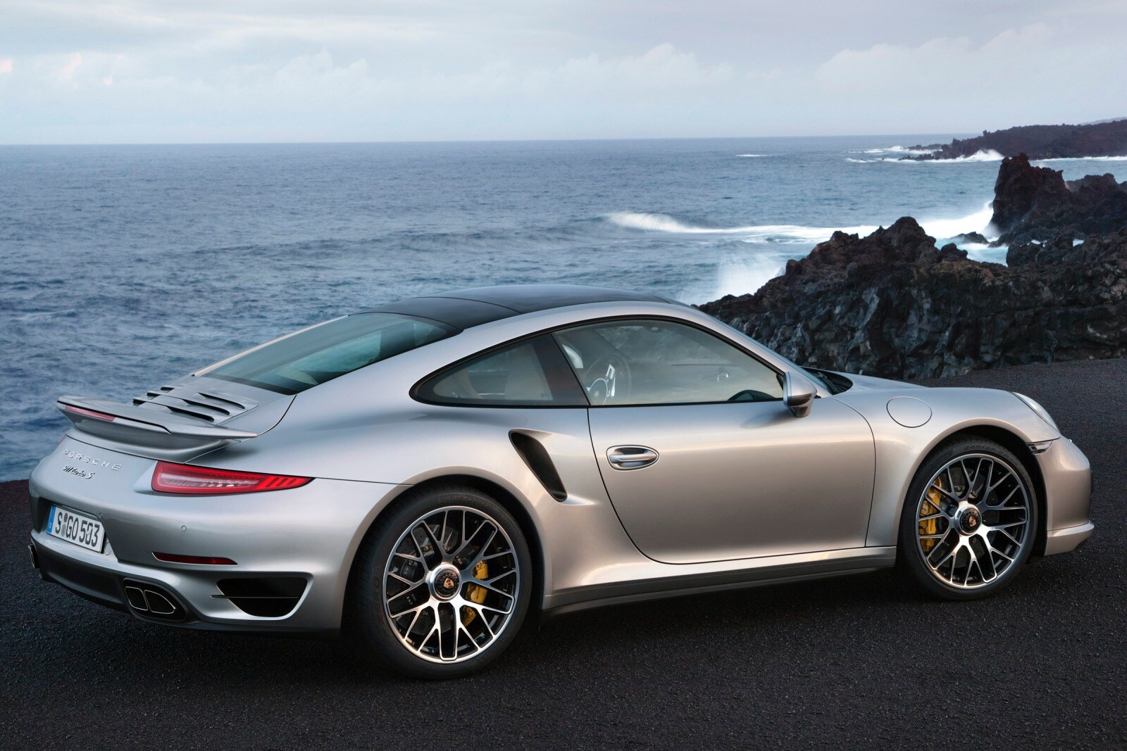2014 Porsche 911 Turbo S Coupe Exterior